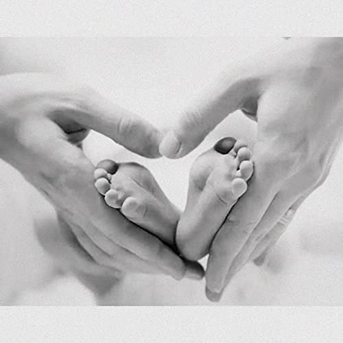 5D Diamond Painting Kits Black White Mother Hands Hold New Born Baby Feet DIY Paint with Full Drill Round Diamond Art Crystal Craft Cross Stitch Room Decoration 40x50cm