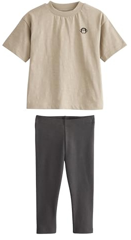 NEXT Jungen Standard Kurzarm-T-Shirt und Leggings im Set Neutral Oversized 110-116
