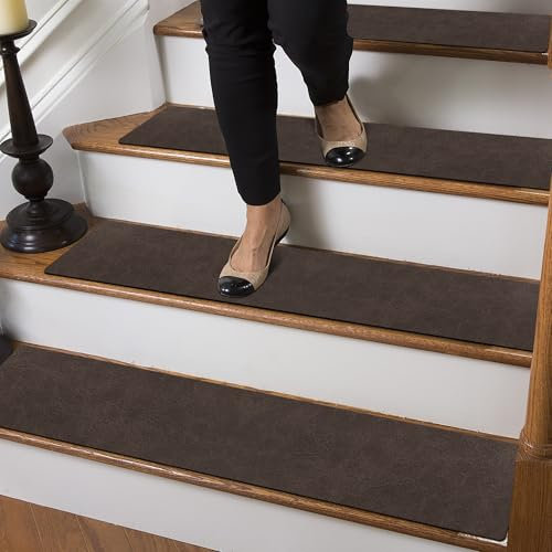 GOYLSER Treppenstufen Matten Stufenmatten Anti-Rutsch Treppenmatten Selbstklebend Treppenteppich Rechteckig Rutschschutz Stufenteppich Treppenvorleger für Kinder Haustiere Kaffee (76x20cm 15 Stück)