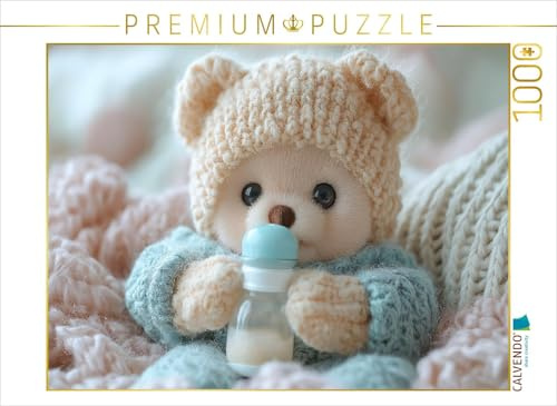 Puzzle · Niedlicher Baby Teddybär mit Trinkflasche | Ein Moment voller Geborgenhei · Kuscheliger Baby-Teddy mit Flasche in… · 1000 Teile · Lege-Größe 64 × 48 cm · CALVENDO Puzzle