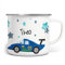 miKalino Emaille Tasse Jungs - Trinkbecher Kinder personalisiert - Emaille Becher mit Rennauto-Motiv - Kindertasse mit Namen - Kindertasse bedruckt - Emaille Becher Weiß