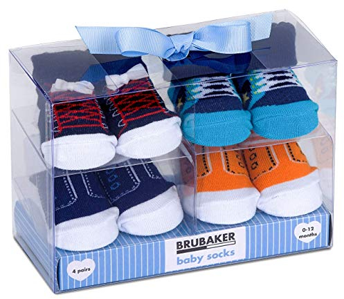 BRUBAKER 4 Paar Babysocken für Jungen 0-12 Monate - Fun Sneaker Style Söckchen in Geschenkverpackung mit Schleife Blau - Turnschuh Design - Schuh Muster Optik