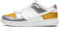 Nike Femme Dunk Low Se Baskets, Gold White Silver University Red, 38.5 EU