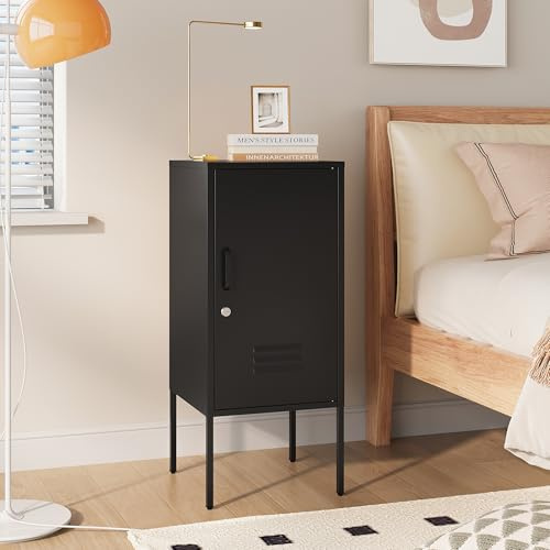 [en.casa] Table de Chevet Table de Nuit Petite Armoire Meuble de Rangement avec Poignée à Gauche Porte Verrouillable Pieds Réglables Fentes d'Aération pour Chambre Bureau Acier 82 x 35 x 35 cm Noir