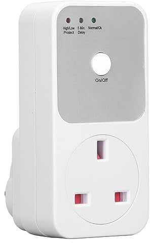 Buachois Voltage Protector Socket, UK Standard 240V Relay Protection Socket Surge Protector Plug Multifunction Circuit Breaker Plug for Refrigerator Home Appliance