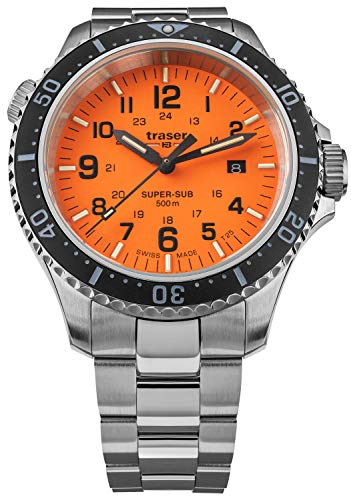 Traser Herren. Analog Quarz Uhr mit Edelstahl Armband 109379