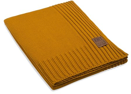 KNIT FACTORY - Uni Gestrickte Decke - Wohndecke - Kuscheldecke - Gestrickte Sofadecke - Plaid aus Wolle - Wolldecke - Ocker - 160x130 cm
