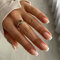 MouYou Press on Nails corto, Square Rose Red Fake Nails Full Cover Unghie finte con colla per unghie, rettangolare rosa rossa linea ondulata acrilica unghie artificiali per donne e ragazze