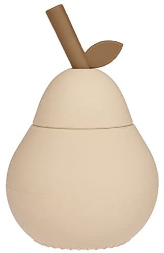 OYOY Mini Trinkbecher Silikon mit Deckel und Strohhalm für Kinder - Pear Cup Beige - Trinklernbecher in Birnen Form - L:8,5 x B:8,5 x H:13,5 cm - M107433
