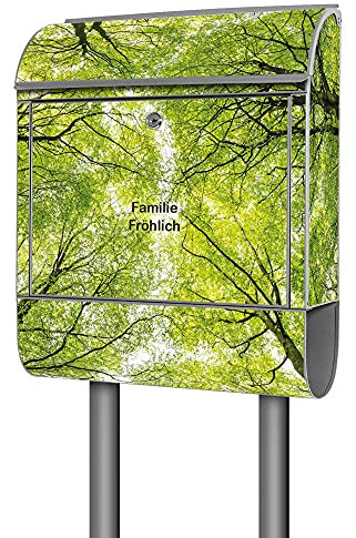 banjado® Briefkasten mit Standfuß personalisierbar Motiv Zwischen Bäumen - Stand Briefkasten mit Zeitungsfach pulverbeschichtet aus Stahl Silber - Postkasten A4 Einwurf inkl. 2 Schlüssel