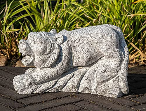 IDYL Granit-Stein Tierfigur Tiger | Frostfest | Länge 30 cm | Grau | Handarbeit |Asiatische Dekoration für Garten und Terrasse |