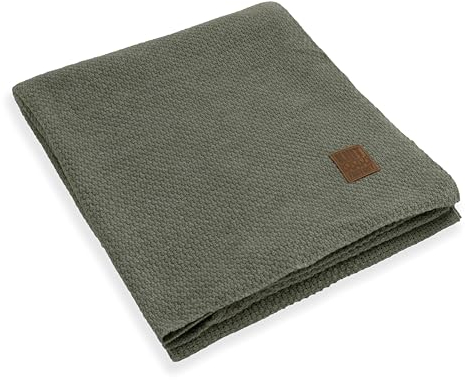 KNIT FACTORY - Jesse Gestrickte Decke XL - Wohndecke - Kuscheldecke - Gestrickte Sofadecke - Plaid aus Wolle - Wolldecke - Urban Green - 195x225 cm
