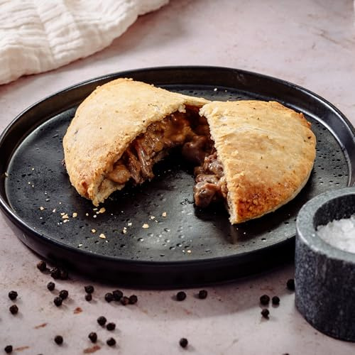 Wilfreds Steak & Cheese Pasties – Golden Flaky Pastry with Juicy Steak and Cheese – Pack of 5, Perfect for Meals or Picnics