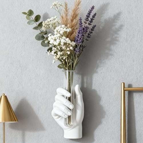 Goldfarbene Wandvase, Vintage-Kunst-Dekor, lebensgroße Handskulptur mit Glas-Reagenzglas-Vase, einzigartige Wandkunst-Statue für drinnen und draußen, maximalistische Boho-Dekoration, für Frauen (Weiß)