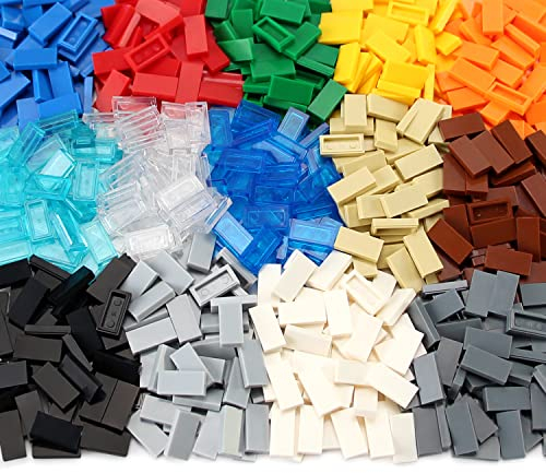 1×2 Fliesen ×700 Stück Teile und Stücke, Mehrfarbig Bulk Bausteine Flachsteine für Glatte Oberfläche Bodenwand, Spielzeug Zubehör Kompatibel mit Großen Marken