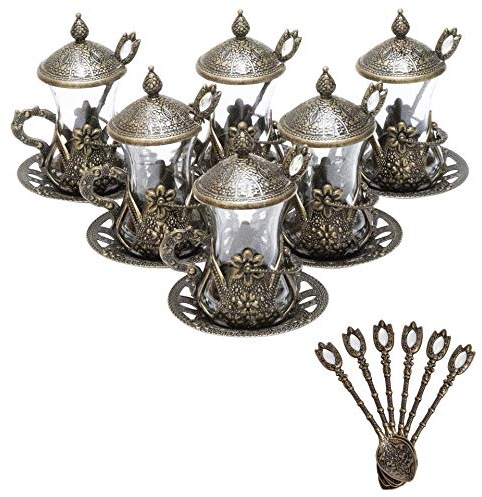 Alisveristime Handmade Turkish Tea Glass Set - Traditional Turkish Motifs, Set of 6 with Lids and Bonus Tea Spoons (Autentic Green)