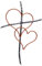 Silberfarbenes Wandkreuz aus Metall mit zwei ineinander verflochtenen bronzefarbenen Herzen, 48 cm