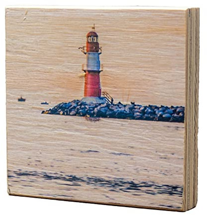 elbPLANKE Holzbild Leuchtturm Warnemünde - handgefertigte Dekoration via Fototransfer mit Spruch zum Hinstellen/Aufhängen (10x10x2 cm)