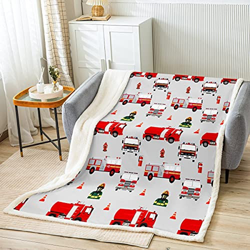 Loussiesd Kinder Feuerwehrmann Decke 150x200cm Jungen Feuerwehr Feuerwehrmann Kuscheldecke Rotes Feuerwehrauto Fahrzeug Muster Wohndecke für Mädchen Schlafzimmer Dekor Flanell Fleecedecke