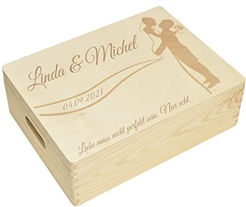 CHICCIE Holzbox Personalisiert zur Hochzeit Brautpaar - 40x30x14cm Aufbewahrungsbox Holztruhe