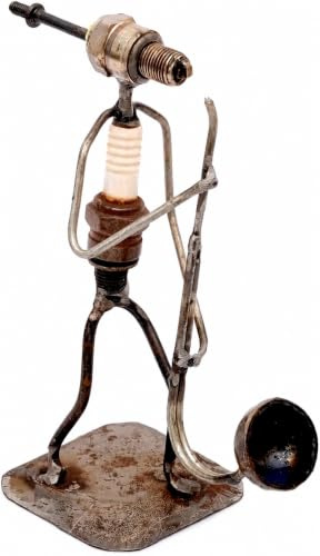 Brillibrum Design Metallmännchen Musiker | Handmade | Variante Saxophone | Upcycling Zündkerzenfigur | 14x6x13 cm