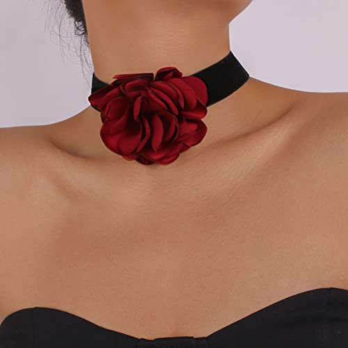 Wendalern Boho Collier ras du cou en velours noir Collier fleur rouge Collier rose 3D Collier en satin élastique Collier grande fleur Collier exagéré Bijoux pour femmes filles Collier cosplay cadeaux